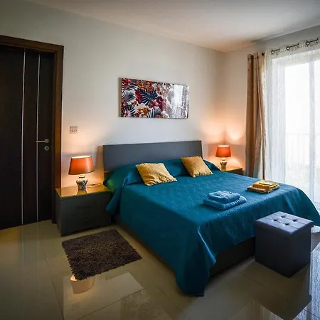 Sa10- Brand New Designer Apt With Spacious Terrace Lägenhet