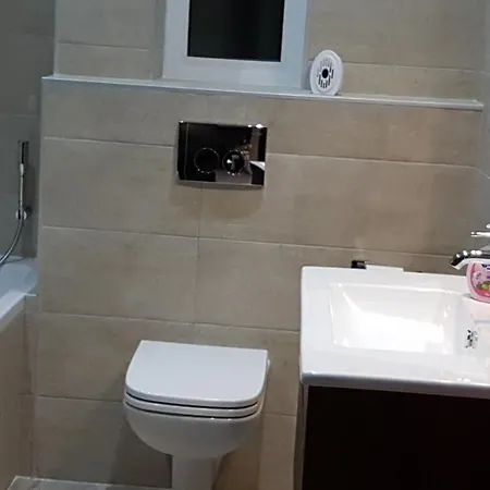 Apartment Sa10- Brand New Designer Apt With Spacious Terrace